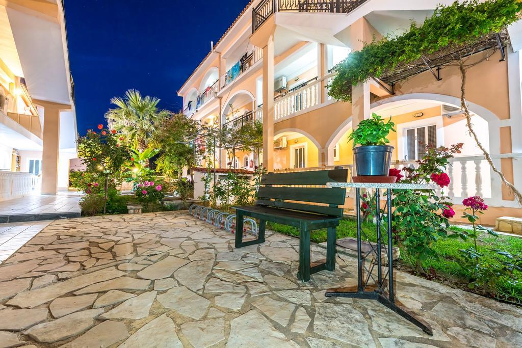 مدينة زاكينثوس Athina Apartments المظهر الخارجي الصورة